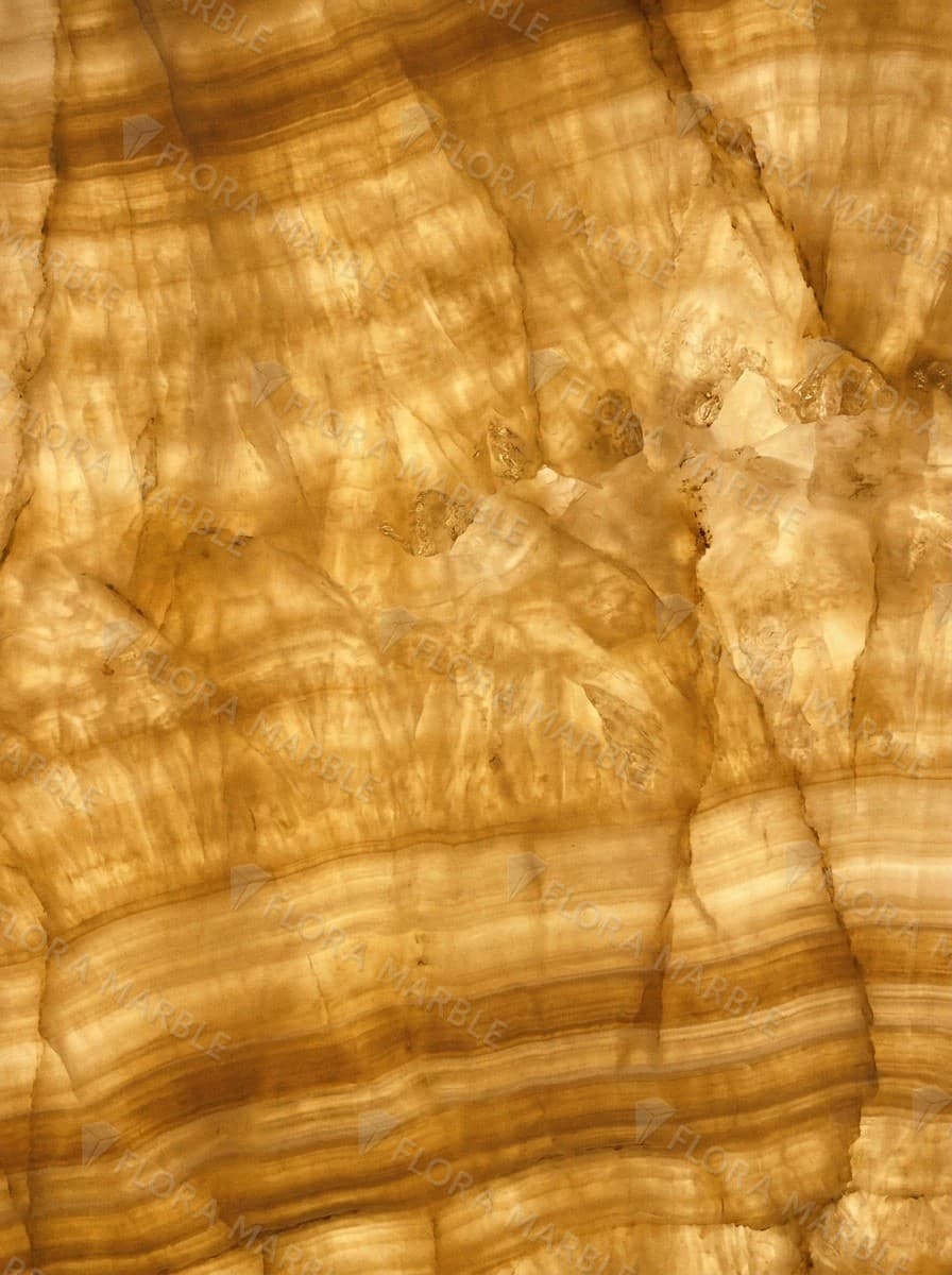 Levice Gold Onyx